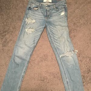 Hollister High-rise Skinnies